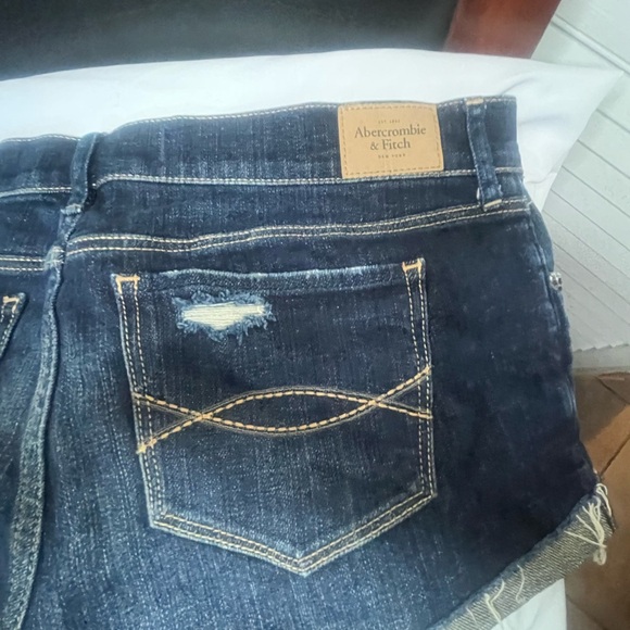 NEW Abercrombie & Fitch Blue Jean Shorts Distressed Cut-Off - Picture 7 of 8